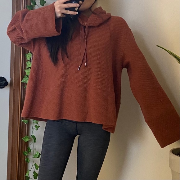 RARE Lululemon Retreat Yourself Pullover - Picture 8 of 8